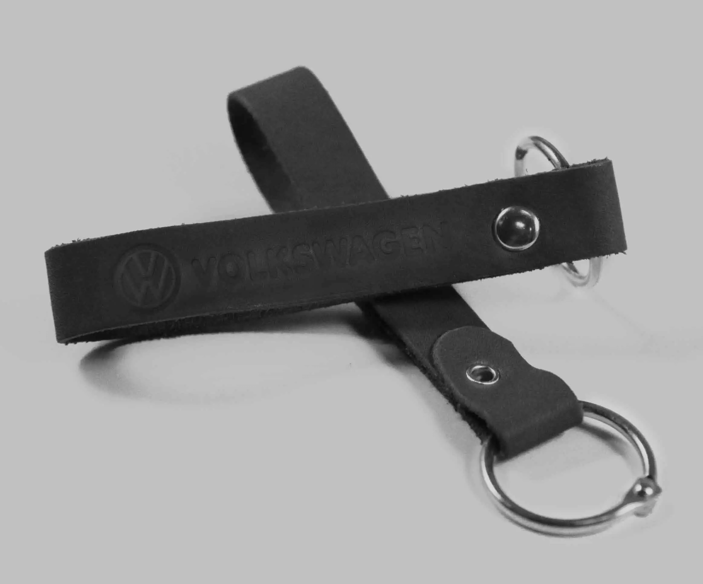 Брелок для ключей из натуральной кожи, черный, тиснение по коже конгрев "VOLKSWAGEN"